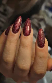 کاشت ناخن و مژه بهترین قیمت فاز ۸