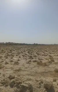 زمین روبه رو بیمارستان