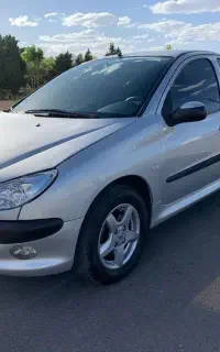 پژو206 SD v8 tu5 ۹۳بیرنگ