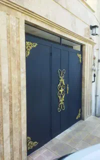 رنگ آمیزی در و پنجره