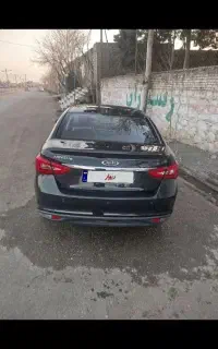 آریزو 5 مشکی