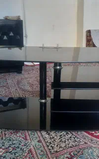 زیر تلویزیون