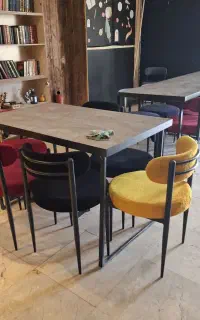 میزوصندلی برای کافه و رستوران
