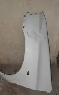 گلگیر جلو سمت راننده131 شرکتی سفید آینه سمت شاگرد