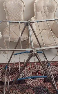 بند رخت ایستاده و تاشو