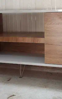 میز ال سی دی
