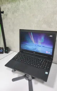 لپ تاپ NEC ژاپنی i7 نسل 8 مناسب کار و دانشجو