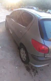 پژو۲۰۶ مدل۸۴