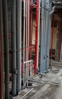 لوله کشی آب وفاضلاب.طبق نقشه ی مهندسی.جوشکاری گاز