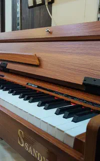 پیانو Sander m550