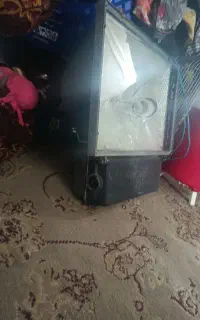 پرژکتور پر نور