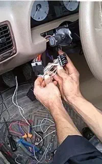 برق خودرو و مکانیک سیار امداد خودرو همراه با لوازم