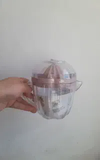 آبمیوه گیر دستی