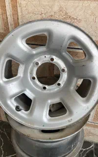 رینگ ۱۶ نیسان پاترول