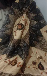 کباب پز ،مبل هفت نفره،عسلی سه تا،روتختی فرش 6متره