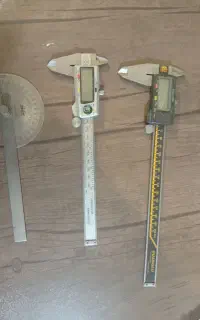 دوعددکلیس ویک اندازه سنج