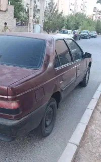 پژو 2000