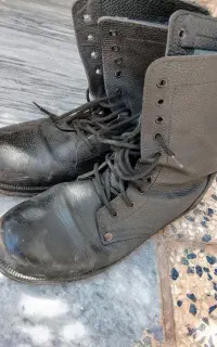 بوت سربازی