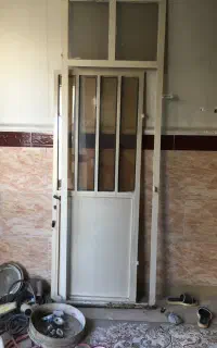 درب آهنی ۲/۵ در ۸۰ ارتفاع باز شو ۲متر