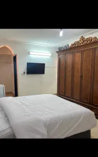خانم جهت نظافت خانه مسافر