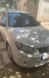 ساینا مدل ۴۰۰