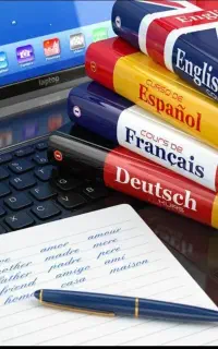 آموزش زبان‌های اسپانیایی و انگلیسی و پرتغالی