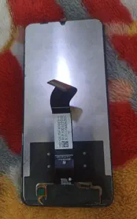 ال سی دی پوکو 65