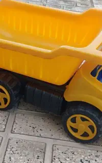 ماشین بزرگ ا سباب بازی