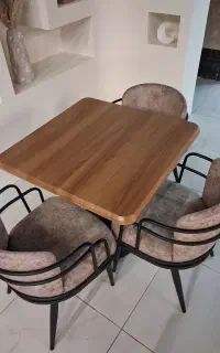 میز و صندلی غذاخوری به همراه مبل