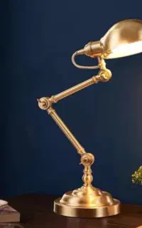 چراغ مطالعه