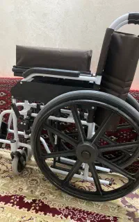 استخدام کارگر - مرد   - برای کمک به بیمار