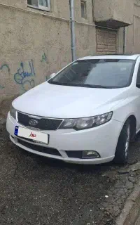 سراتو آپشنال ۲۰۱۸ بی رنگ