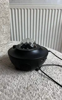 اسپیکر بارقص نور‌و‌چراغ خواب