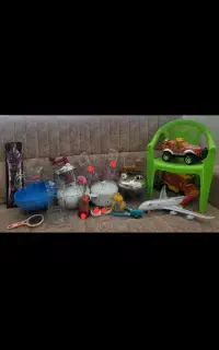 وسایل آشپزخانه درحد نو دوعددسبزی خرد کن در حدصفره