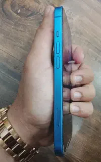 ایفون۱۳نرمال