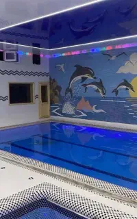 استخدام‌ تاجی و‌مربی شنا خانم
