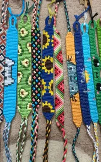 دستبند دوستی جا سوییچی بند عینک و بند ایرپاد