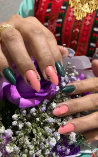 آموزش خدمات ناخن و پاکسازی