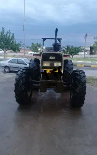 تراکتور ۴۷۵