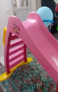 سرسره 5 پله صورتی در حدنو