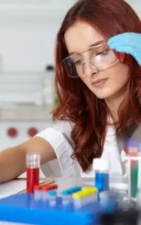 استخدام کارشناس آزمایشگاه تشخیص پزشکی