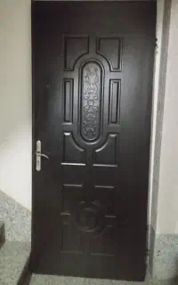 درب  چوبی ورودی
