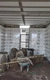 استا بنا همه کاره کاشکی دیوارچینی سنگ بلوک