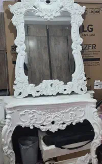 آینه و کنسول