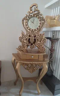 ساعت پایه دارطلایی