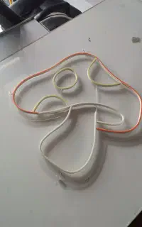 سه عدد نئون
