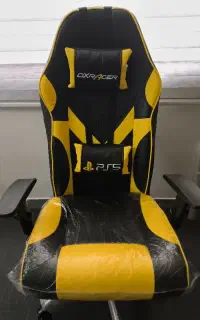 صندلی گیمینگ مدل DXRACER G600