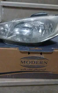 فروش یک عدد چراغ جلو ۲۰۶ سمت راننده