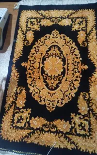 فرش دستباف زیر تلفنی