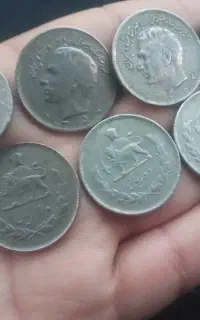 سکه پهلوی و  یاقوت